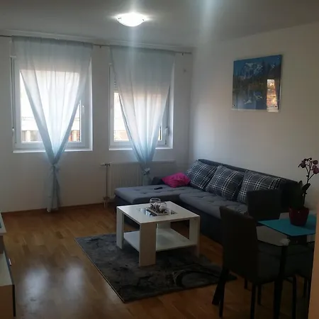 Jelena Apartman